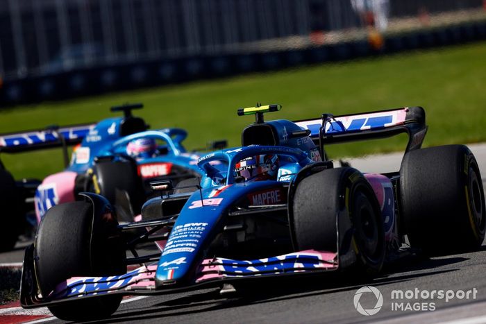 Esteban Ocon, Alpine A522, Fernando Alonso