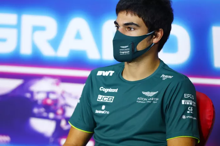Lance Stroll, Aston Martin en la conferencia de prensa