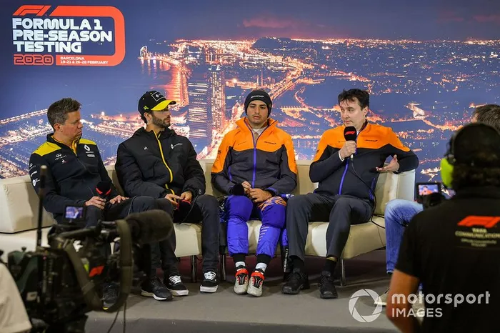 Marcin Budkowski, Renault F1 Team, Daniel Ricciardo, Renault F1, Carlos Sainz Jr., McLaren, and James Key, Technical Director, McLaren in the press conference