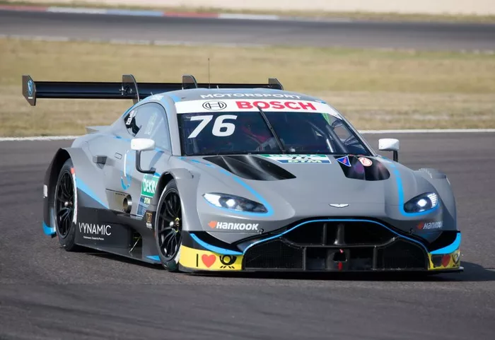 Jake Dennis, R-Motorsport, Aston Martin Vantage AMR