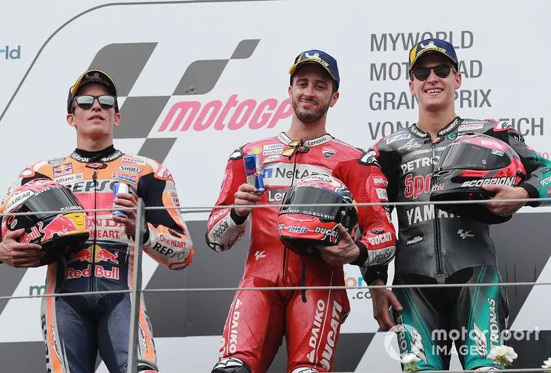 Podio: ganador de la carrera Andrea Dovizioso, Ducati Team segundo lugar Marc Márquez, Repsol Honda y el tercer lugar Fabio Quartararo, Petronas Yamaha SRT