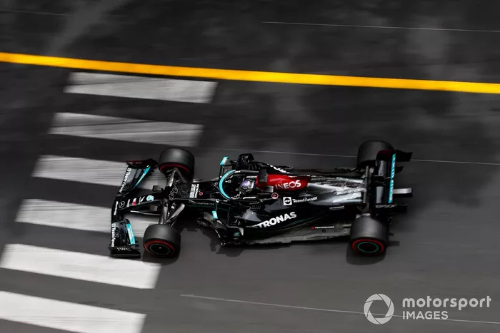 Lewis Hamilton, Mercedes W12