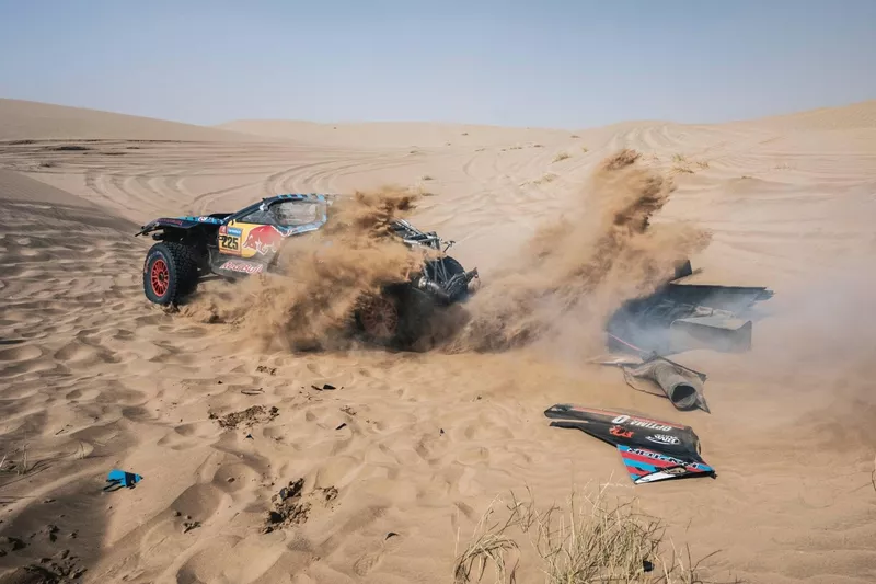 #Ford M-Sport n°225 : Carlos Sainz, Lucas Cruz, accident