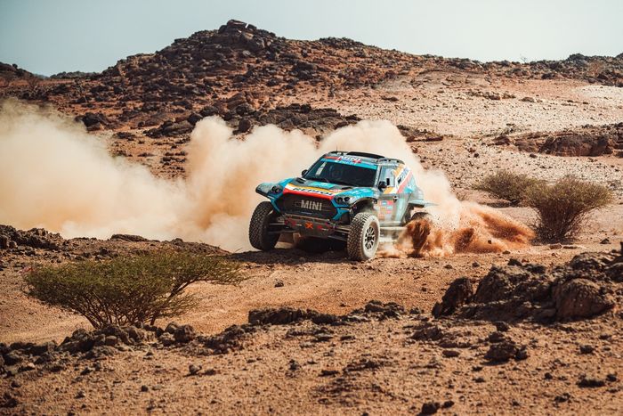 #240 X-Raid Mini JCW Team Mini: Joao Ferreira, Filipe Palmeiro