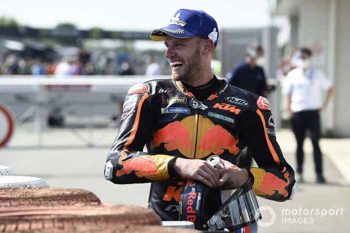 Ganador de la carrera Brad Binder, Red Bull KTM Factory Racing