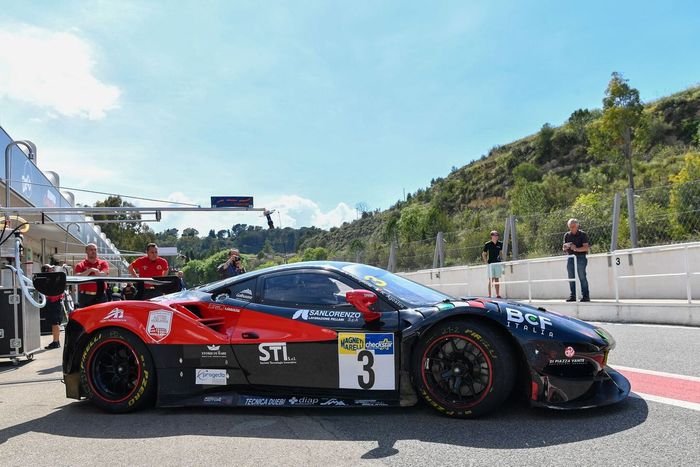 #3 Easy Race, Ferrari 488 GT3: Vito Postiglione, Riccardo Agostini, Lorenzo Patrese