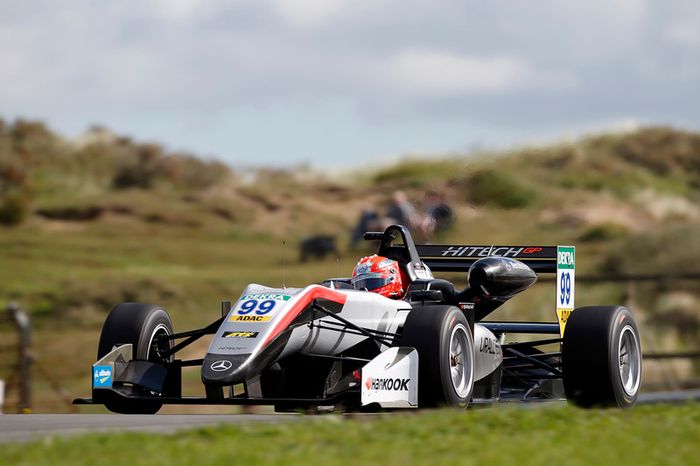 Nikita Mazepin, Hitech Grand Prix, Dallara F317 - Mercedes-Benz