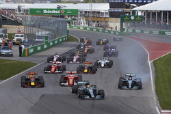 Lewis Hamilton, Mercedes AMG F1 W08, Valtteri Bottas, Mercedes AMG F1 W08, lead the field away at th