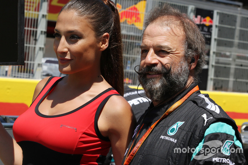 Grid girl