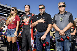 Kurt Busch, Stewart-Haas Racing Ford and Tony Stewart