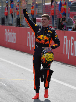 Yarış galibi Max Verstappen, Red Bull Racing