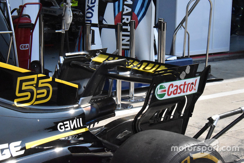 Renault F1 detalle del alerón trasero