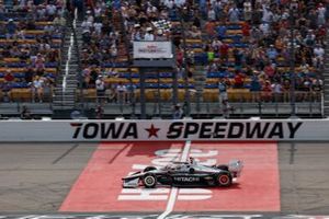 Josef Newgarden, Team Penske Chevrolet, Bandera a cuadros