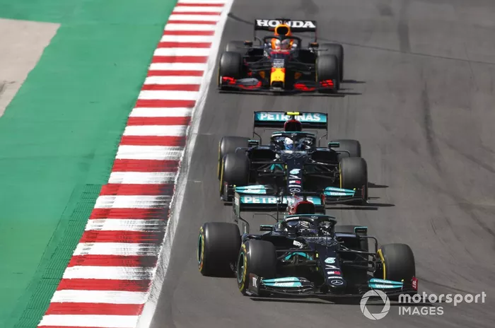 Lewis Hamilton, Mercedes W12, Valtteri Bottas, Mercedes W12, Max Verstappen, Red Bull Racing RB16B