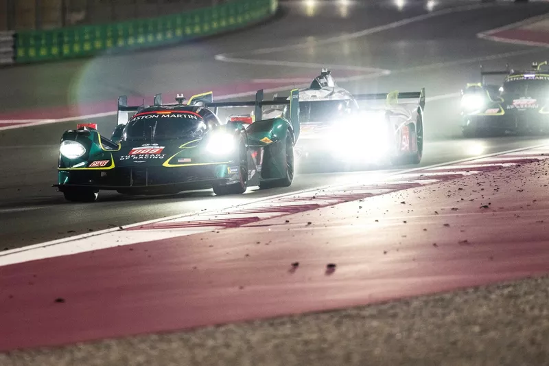 #009 Aston Martin Thor Team Aston Martin Valkyrie : Alex Riberas, Marco Sorensen, Roman De Angelis