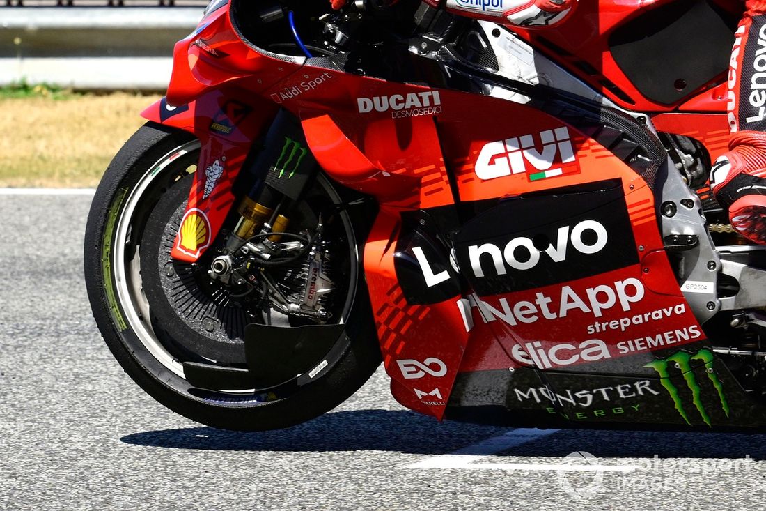 Szczegóły motocykla Ducati Team