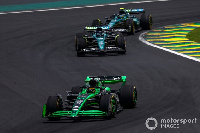 Valtteri Bottas, Stake F1 Team KICK Sauber C44, Lance Stroll, Aston Martin AMR24, Fernando Alonso, Aston Martin AMR24