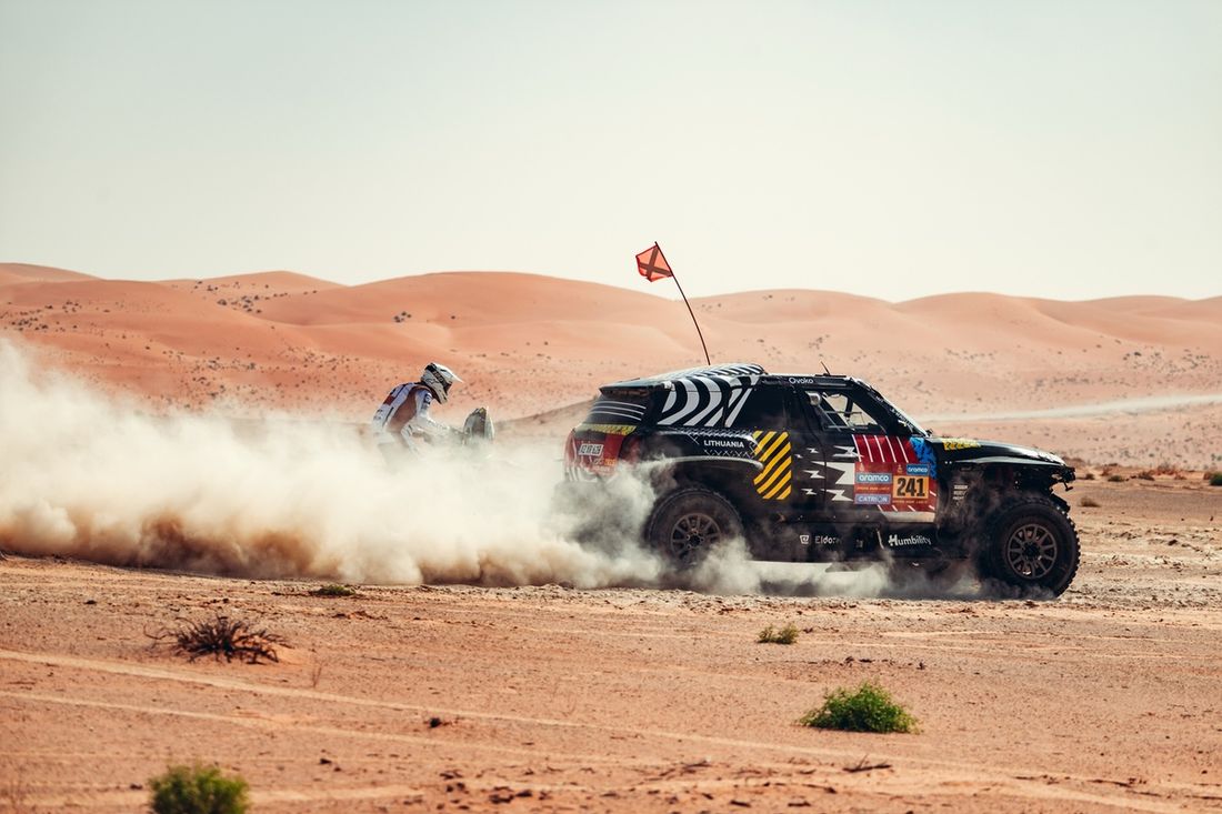 #241 X-Raid Mini JCW Equipo Mini: Vladas Jurkevicius, Aisvydas Paliukenas