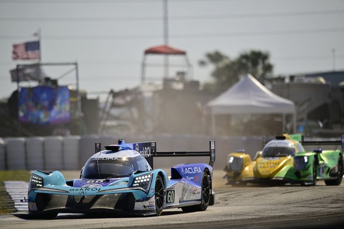 #60 Acura Meyer Shank Racing w/Curb Agajanian Acura ARX-06: Tom Blomqvist, Colin Braun, Scott Dixon