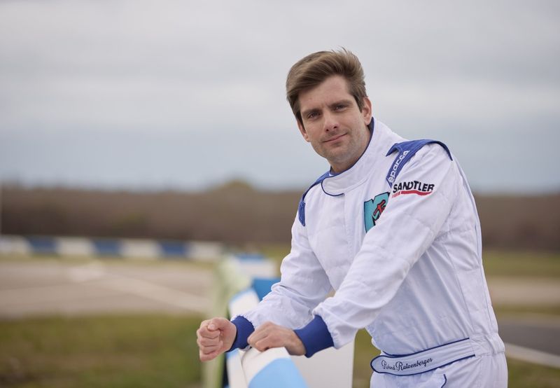 Lucca Messer como Roland Ratzenberger en Senna