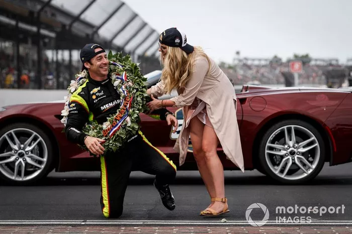 Simon Pagenaud, Team Penske Chevrolet y su novia Haley