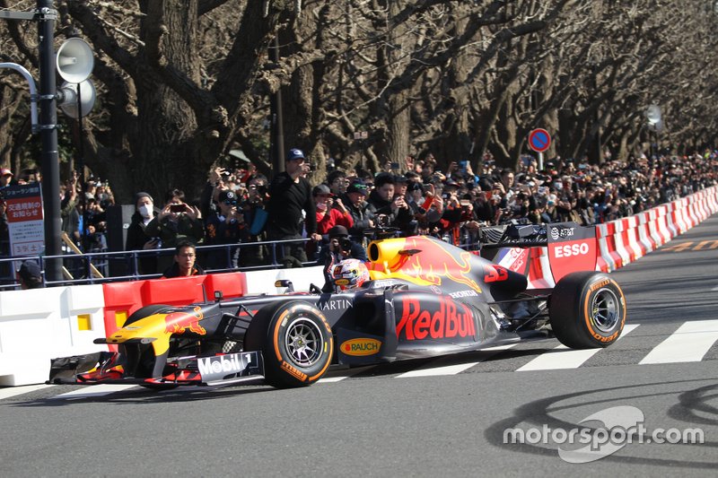 Red Bull Tokyo Gösteri Sürüşü