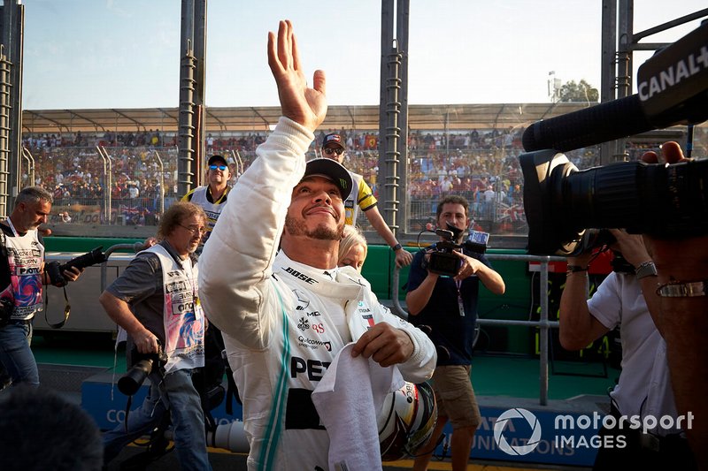 Lewis Hamilton, Mercedes AMG F1, festeggia la pole