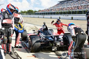 Graham Rahal, Rahal Letterman Lanigan Racing Honda pit stop