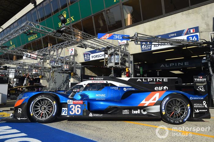 #36 Signatech Alpine Matmut Alpine A470: Thomas Laurent, André Negrão, Pierre Ragues 