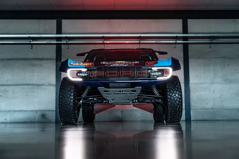 Ford Raptor T1+  

