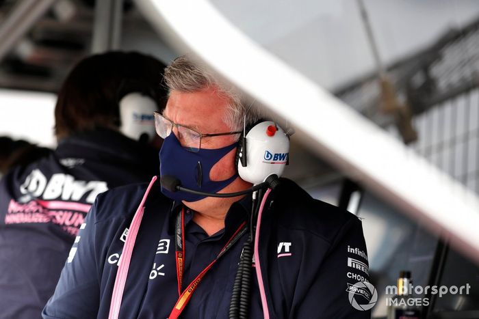 Otmar Szafnauer, Director del equipo y CEO, Racing Point Sergio Pérez, Racing Point