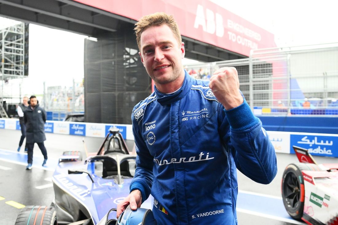 Ganador de la carrera Stoffel Vandoorne, Maserati MSG Racing