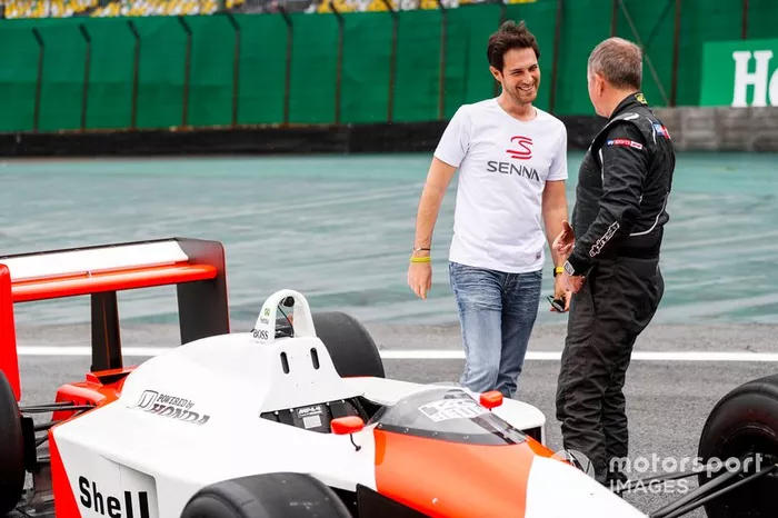 Bruno Senna y Martin Brundle, Sky TV con el McLaren MP4/4