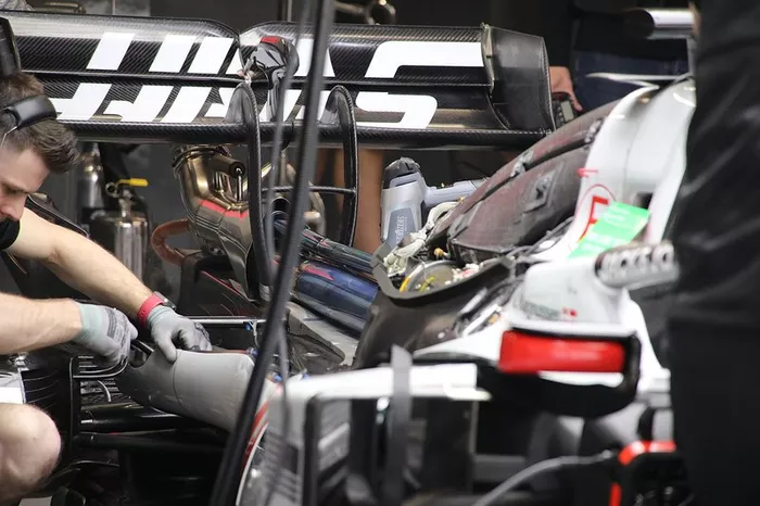 Haas F1 Ream VF-20 motore