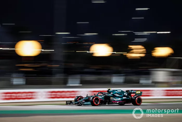 Sebastian Vettel, Aston Martin AMR21
