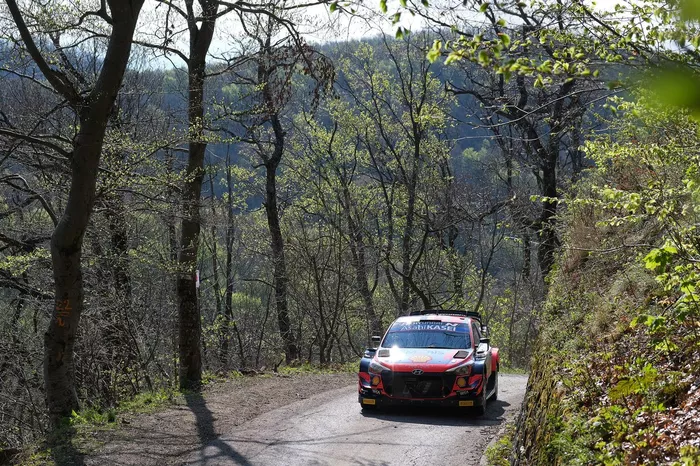 Thierry Neuville, Martijn Wydaeghe, Hyundai Motorsport Hyundai i20 Coupe WRC