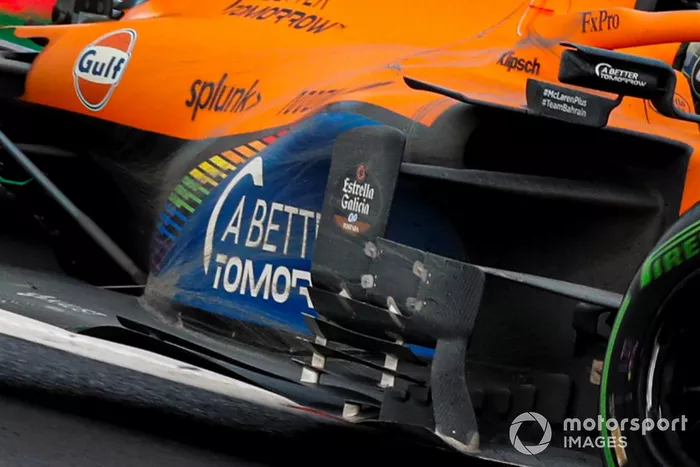 Detalle de los pontones del McLaren MCL35 