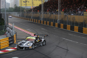 #991 Craft Bamboo Racing Porsche 911 GT3 R: Mathieu Jaminet