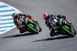 Jonathan Rea, Kawasaki Racing Team; Tom Sykes, Kawasaki Racing Team
