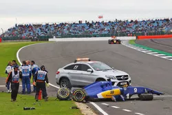 Marcus Ericsson, Sauber C35, accidenté durant les EL3
