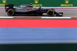 Jenson Button, McLaren MP4-31