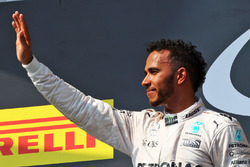 Подиум: Льюис Хэмилтон, Mercedes AMG F1