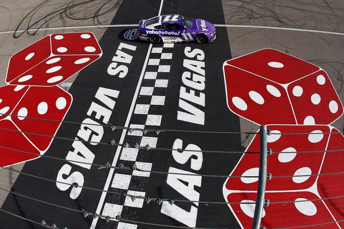 Denny Hamlin, Joe Gibbs Racing