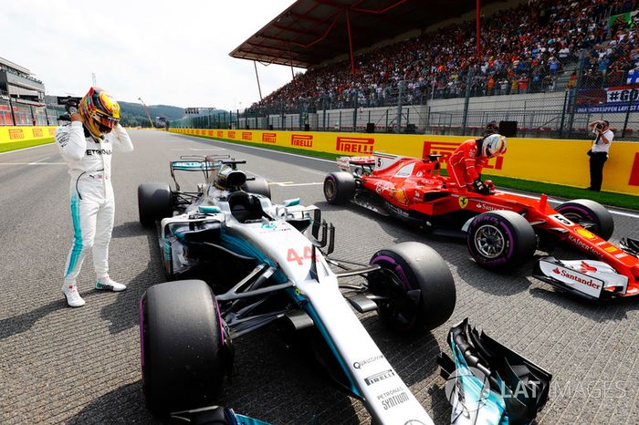 Ganador de la pole Lewis Hamilton, Mercedes AMG F1