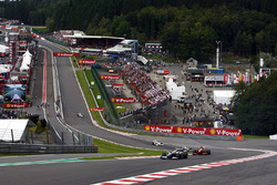 Kazuki Nakajima, Williams FW31 Toyota, Luca Badoer, Ferrari F60, Jarno Trulli, Toyota TF109, Rubens Barrichello, Brawn GP BGP001 Mercedes, Adrian Sutil, Force India VJM02 Mercedes