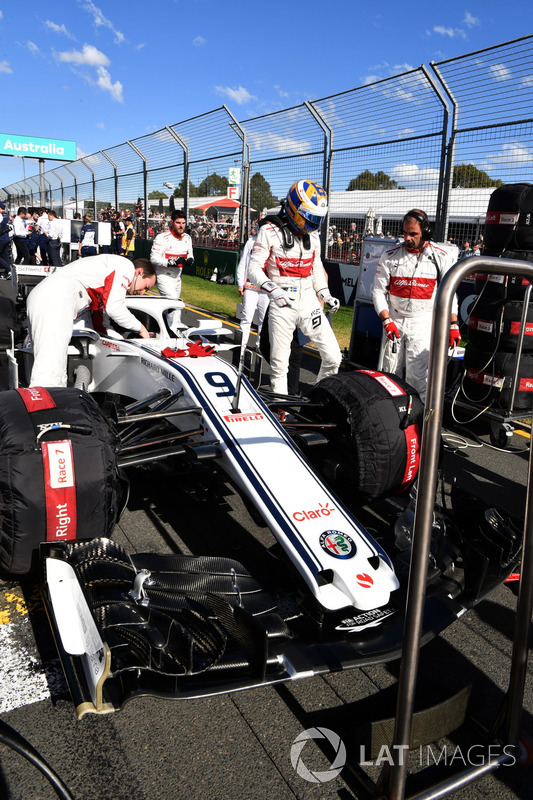 Marcus Ericsson, Sauber C37, in griglia