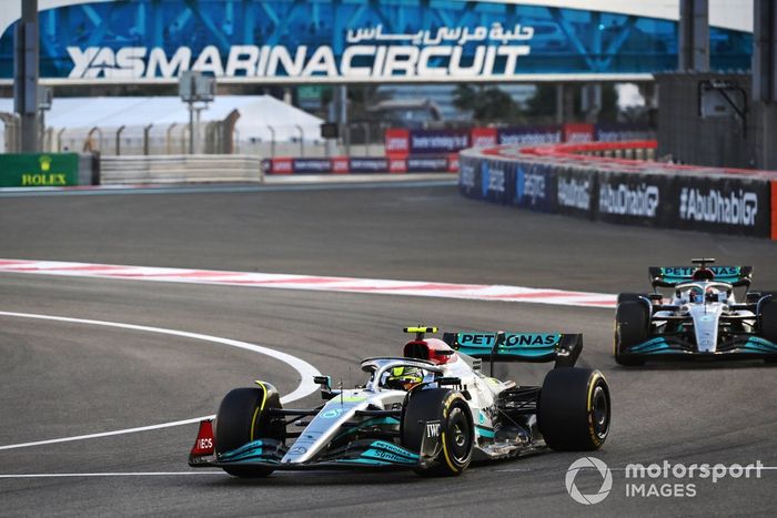 Lewis Hamilton, Mercedes W13, George Russell, Mercedes W13