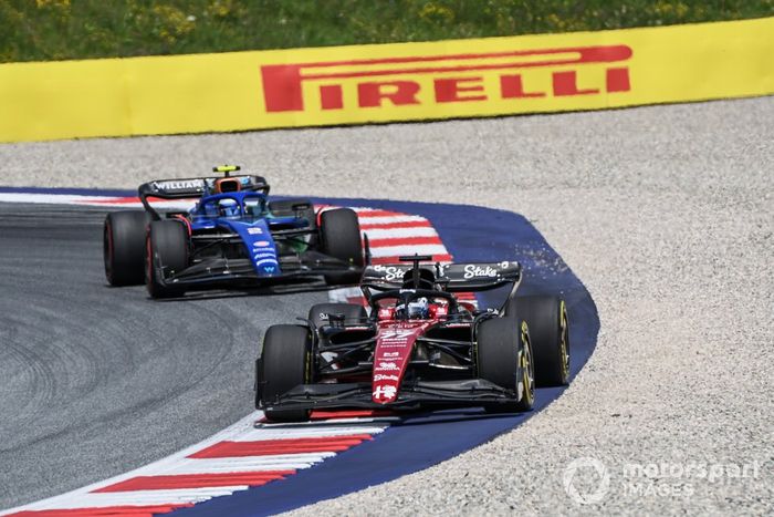 Valtteri Bottas, Alfa Romeo C43, Logan Sargeant, Williams FW45