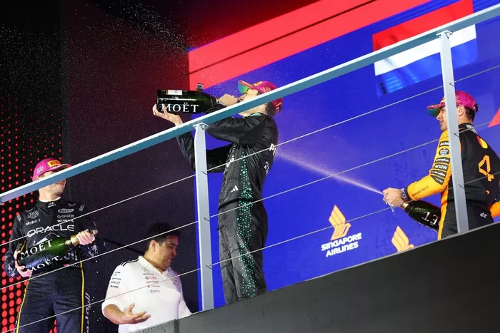 لاندو نوريس، مكلارين، ماكس فيرستابن، سباق ريد بُل، جورج راسل، مرسيدس