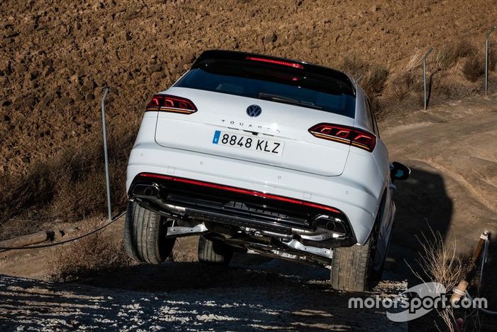 II Curso de Conducción y Nuevas Tecnologías BOSCH - Motor1.com España - Motorsport.com 